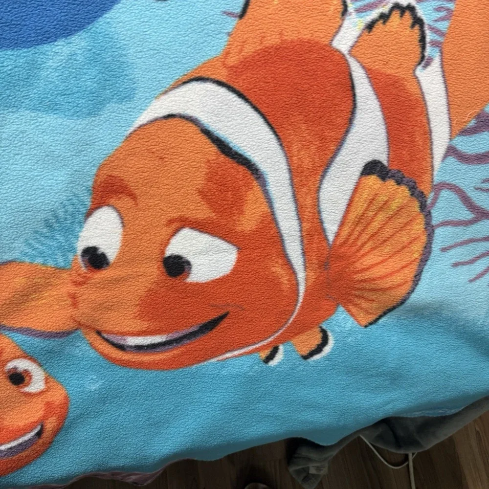 Disney Pixar Finding Nemo Throw Blanket 49x51